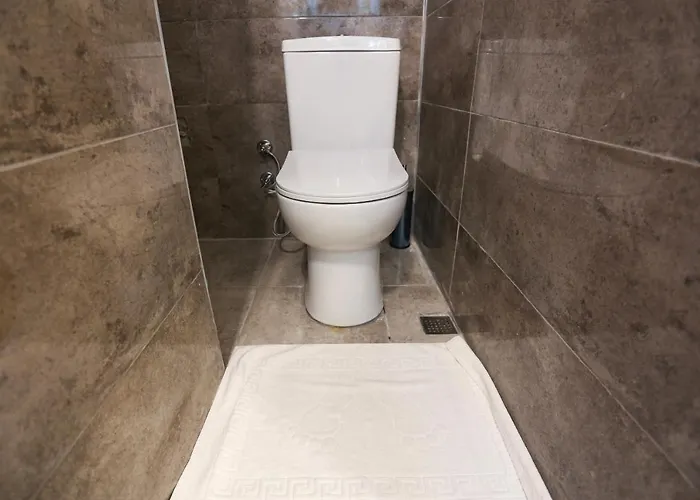 Apartahotel White Moon 4*