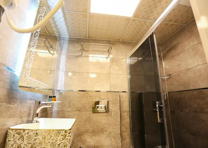 White Moon Apartahotel