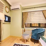Apartmanhotel White Moon