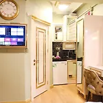 Apartmanhotel White Moon 4*