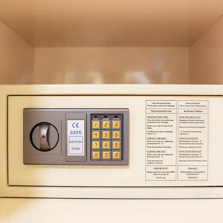 White Moon Aparthotel Istanboel