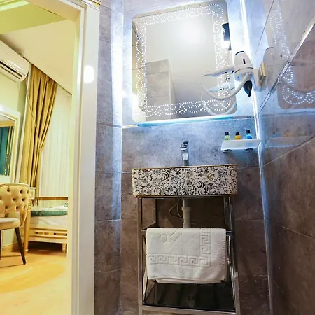 Whitemoon Taksim شقة فندقية