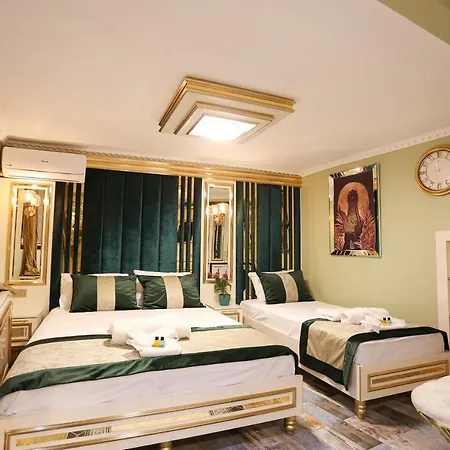 White Moon Hotel Suites