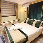 Hotel apartamentowy White Moon